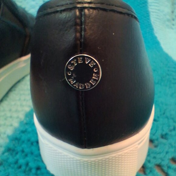Sneaker Women's - Steve Madden Black Electic/Eltro 1S1 - Size 10M - Picture 5 of 8